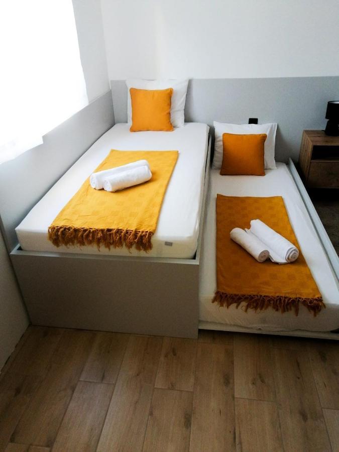 Evita Studio Apartment Karlovac Exteriör bild